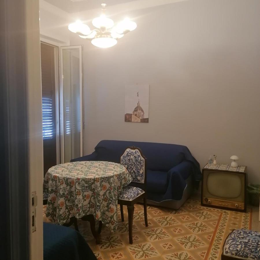 Battisti 18 Vintage Rooms Palermo Exterior foto
