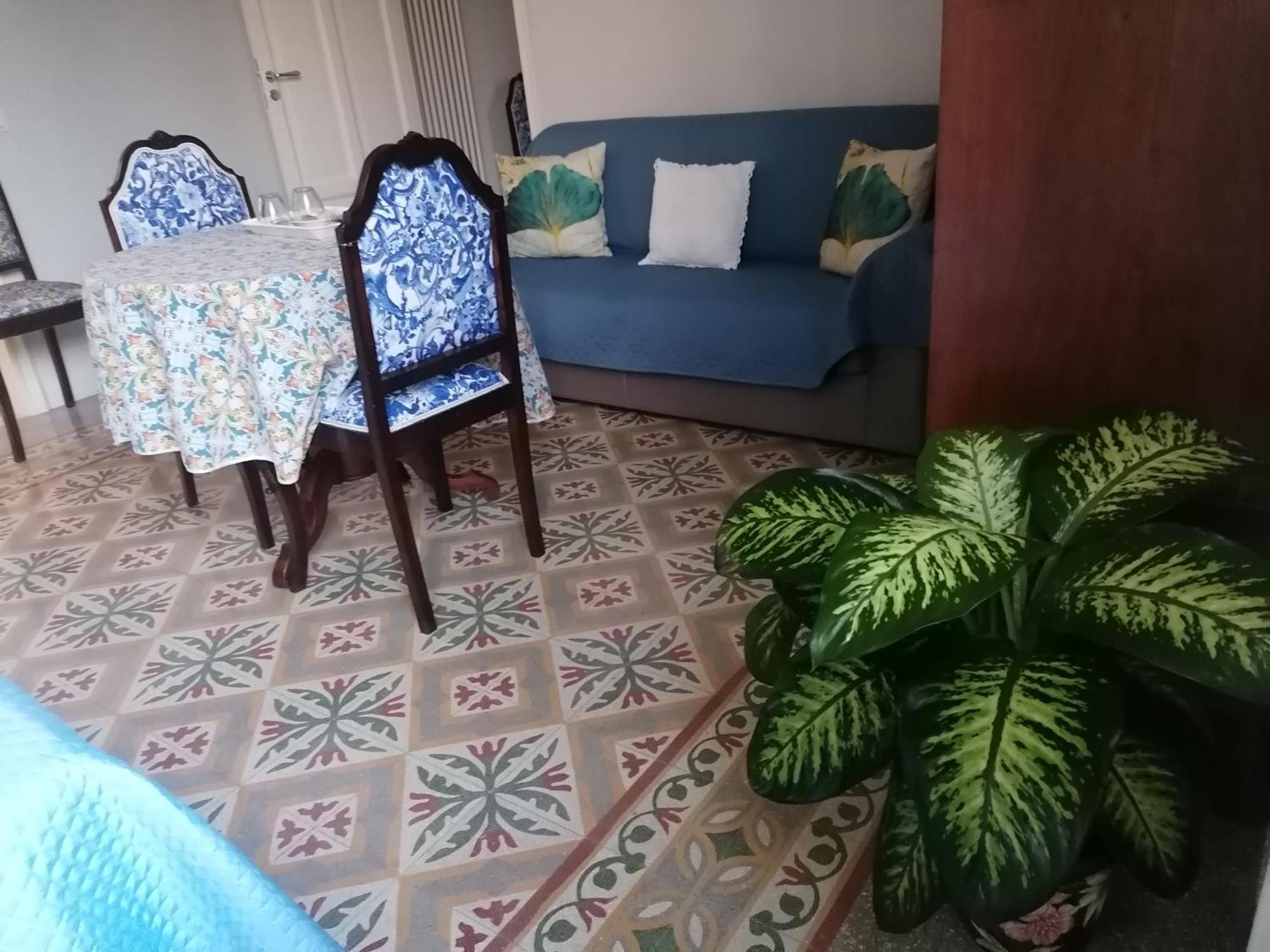 Battisti 18 Vintage Rooms Palermo Exterior foto